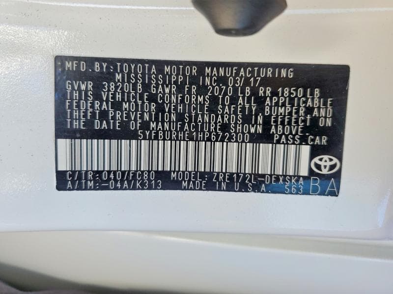 2017 TOYOTA COROLLA SE 12