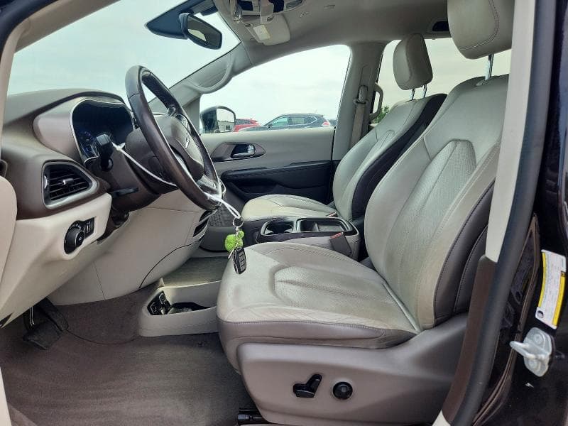 2019 CHRYSLER PACIFICA TOURING L 7