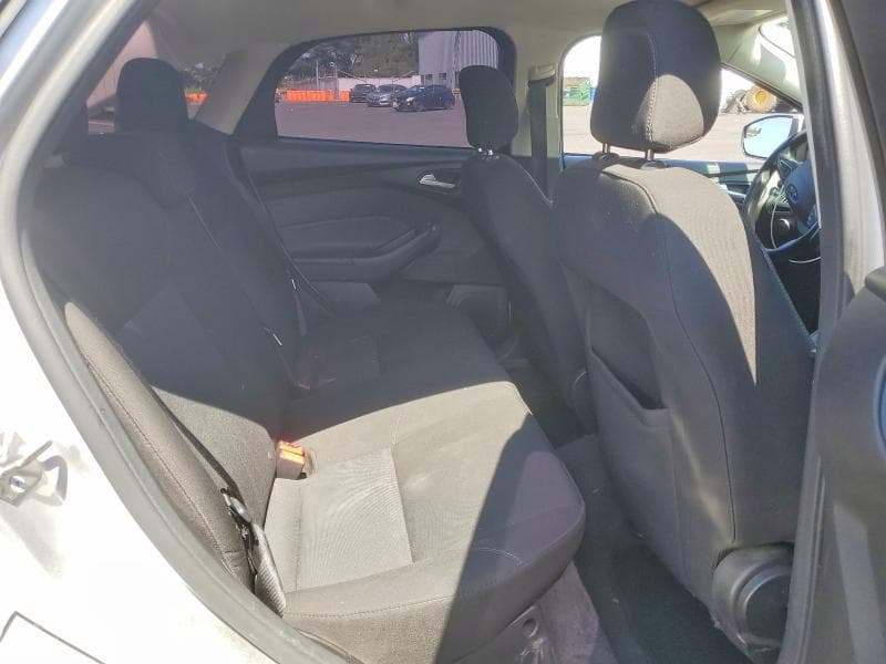 2018 FORD FOCUS SE 10