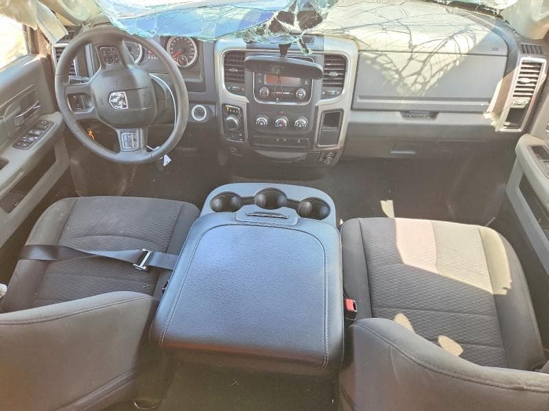 2019 RAM 1500 CLASSIC SLT 8