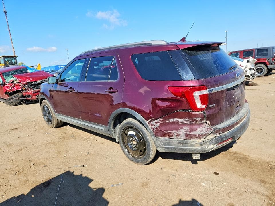 2019 FORD EXPLORER XLT 2