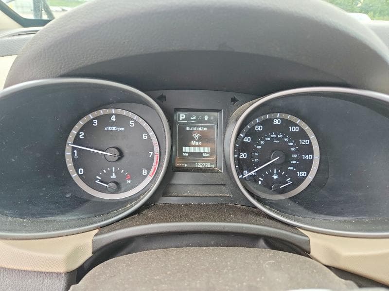 2017 HYUNDAI SANTA FE SPORT 2.4L 9