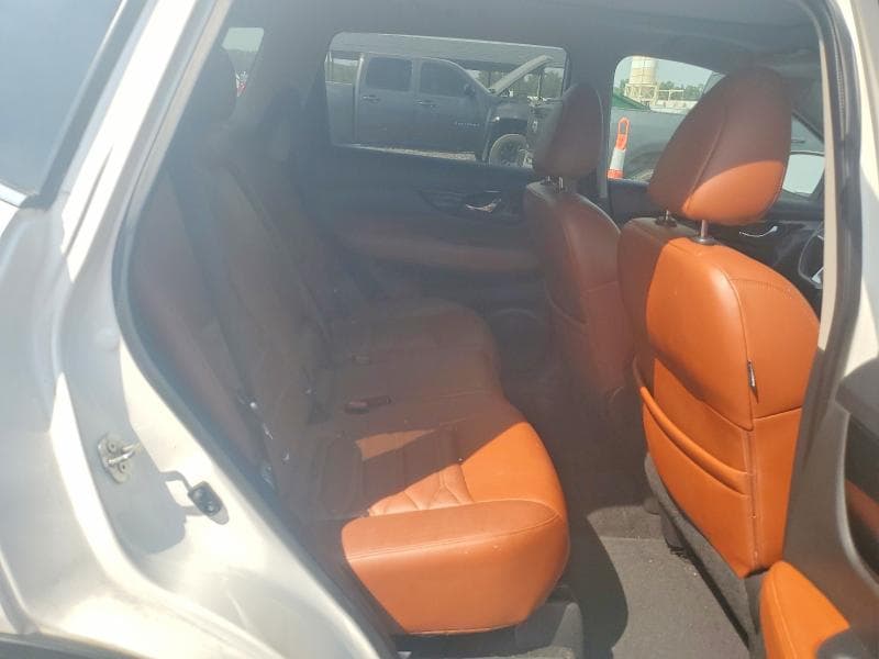 2017 NISSAN ROGUE S 11