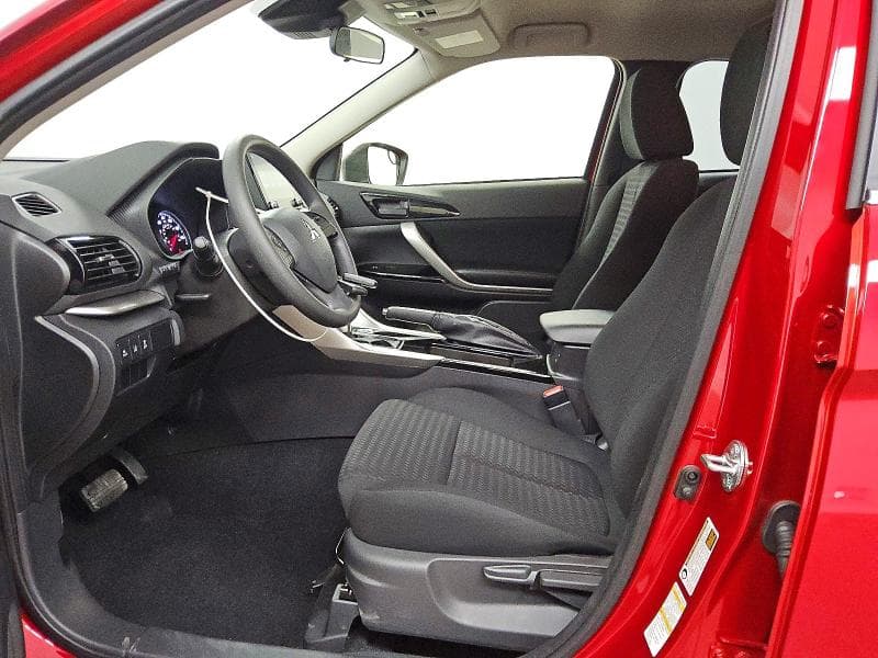 2026 MITSUBISHI ECLIPSE CROSS LE 7