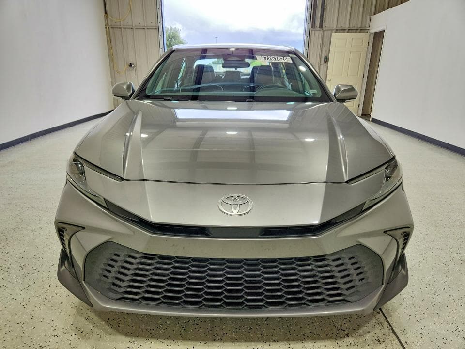 2025 TOYOTA CAMRY SE 5