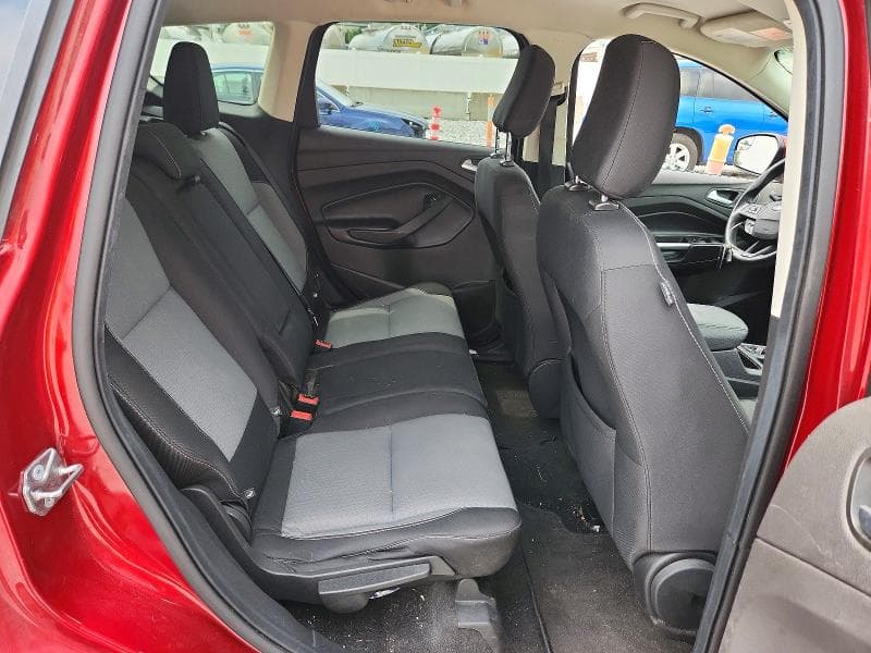 2019 FORD ESCAPE SE 11