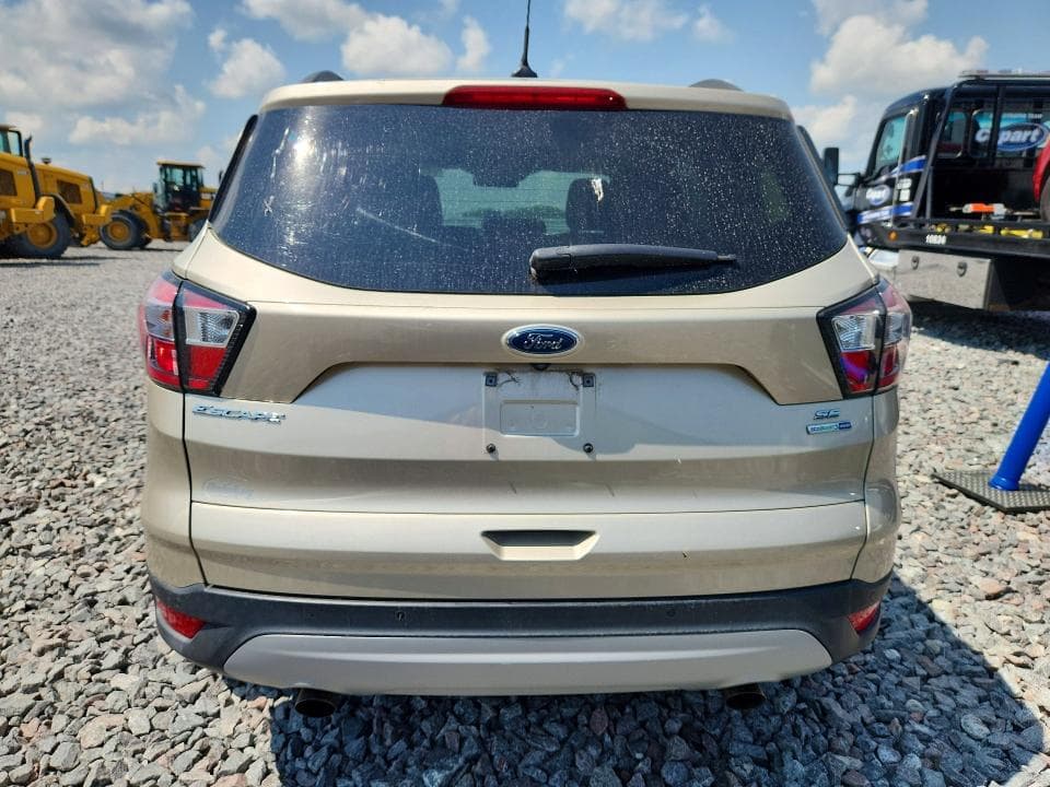 2018 FORD ESCAPE SE 6