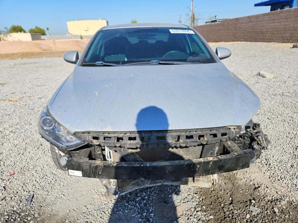 2018 HYUNDAI ELANTRA SEL 5