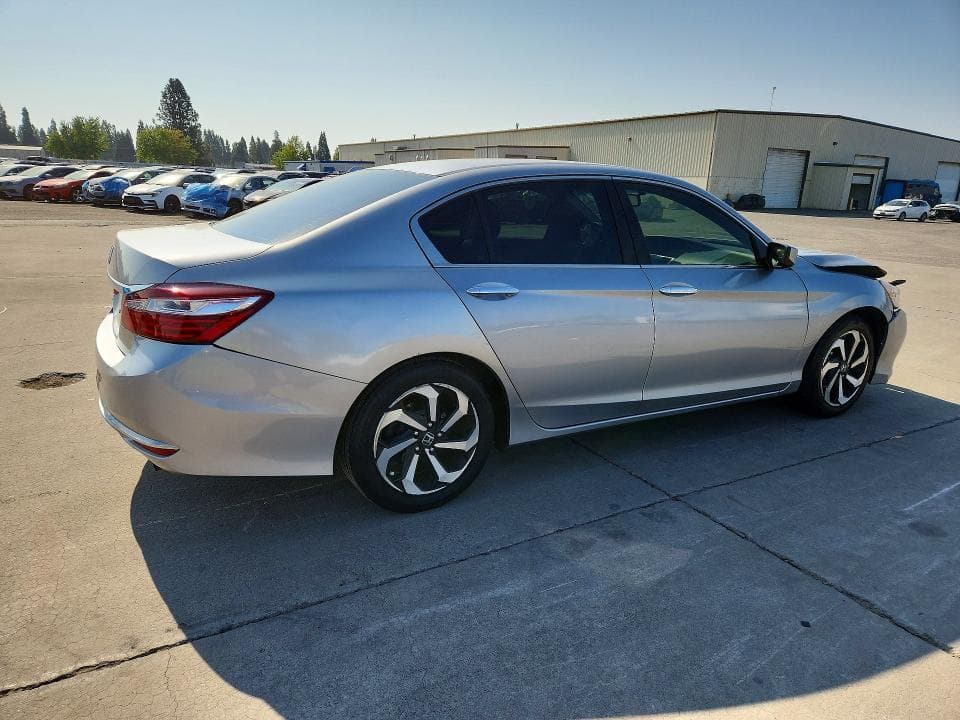 2017 HONDA ACCORD LX 3