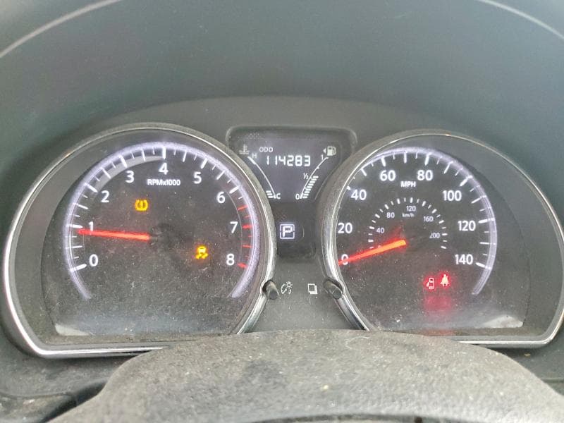 2018 NISSAN VERSA SV 9