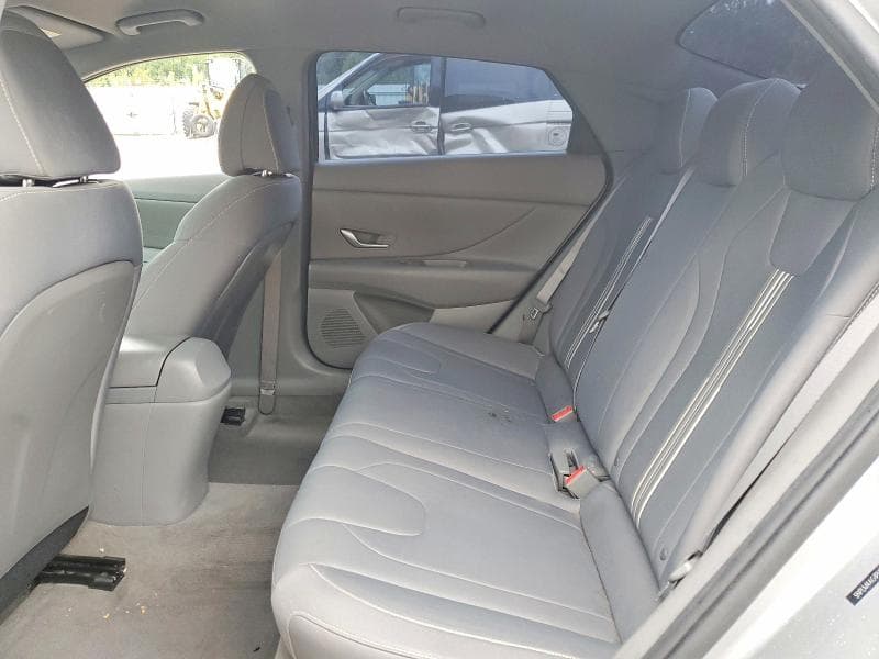 2023 HYUNDAI ELANTRA SEL 10