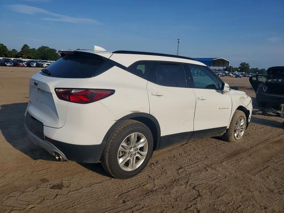 2021 CHEVROLET BLAZER 2LT 3