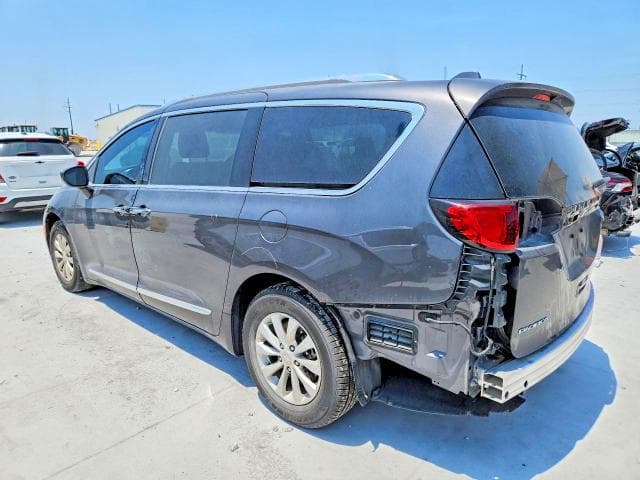 2018 CHRYSLER PACIFICA TOURING L 2