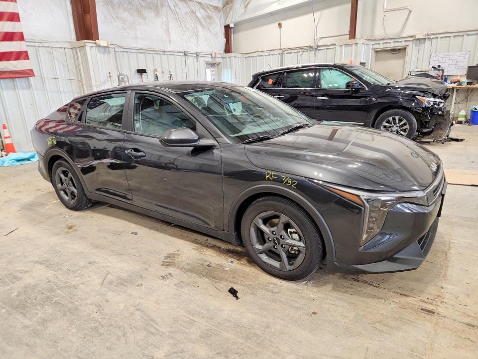 2025 KIA K4 LXS 4