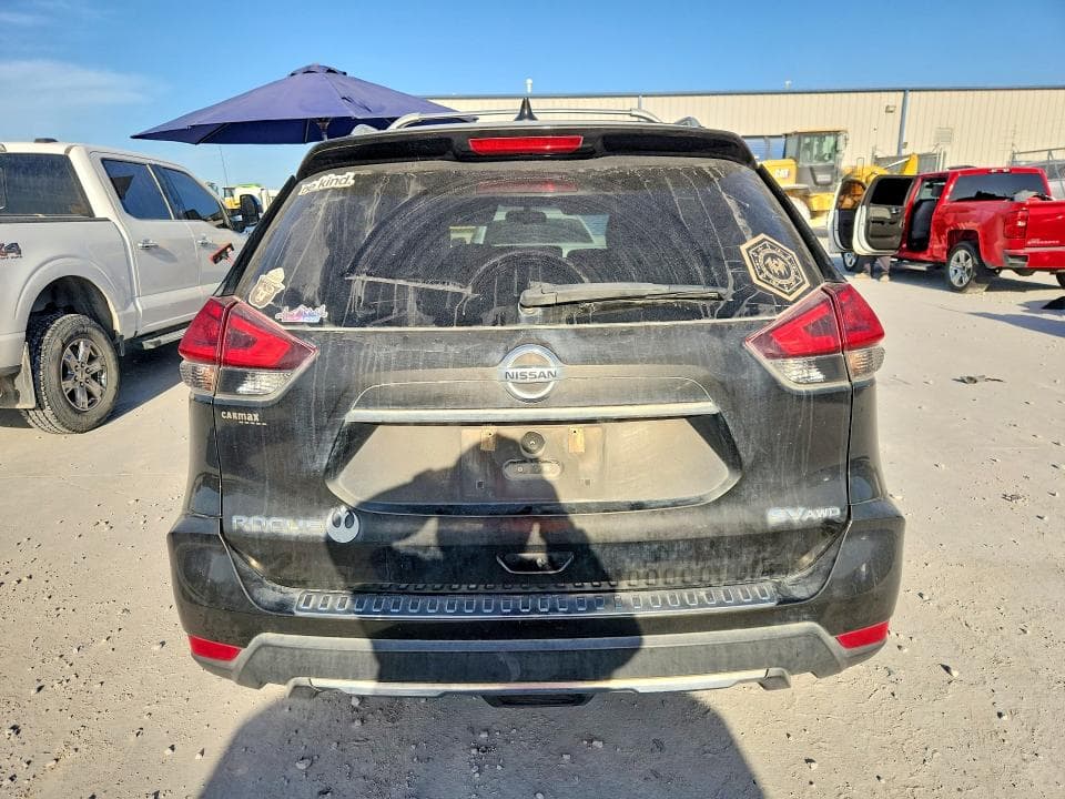 2017 NISSAN ROGUE SV 6