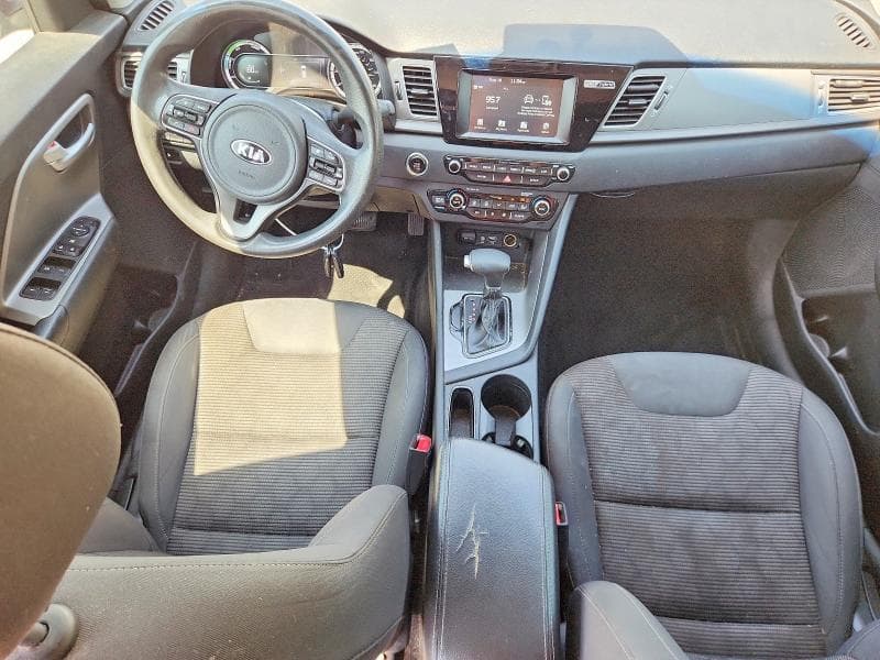 2018 KIA NIRO LX 8