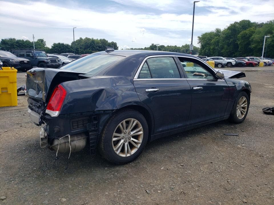 2017 CHRYSLER 300C 3