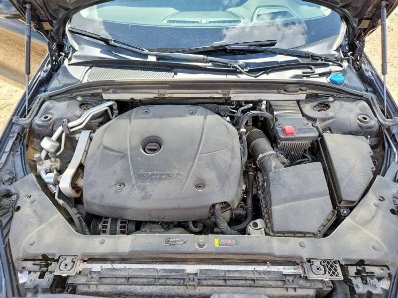 2021 VOLVO S60 T5 MOMENTUM 11