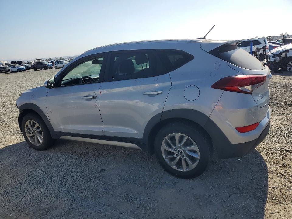 2017 HYUNDAI TUCSON SE 2