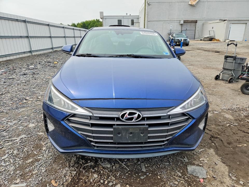 2020 HYUNDAI ELANTRA SEL 5