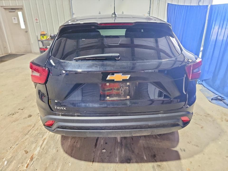 2024 CHEVROLET TRAX LS 6
