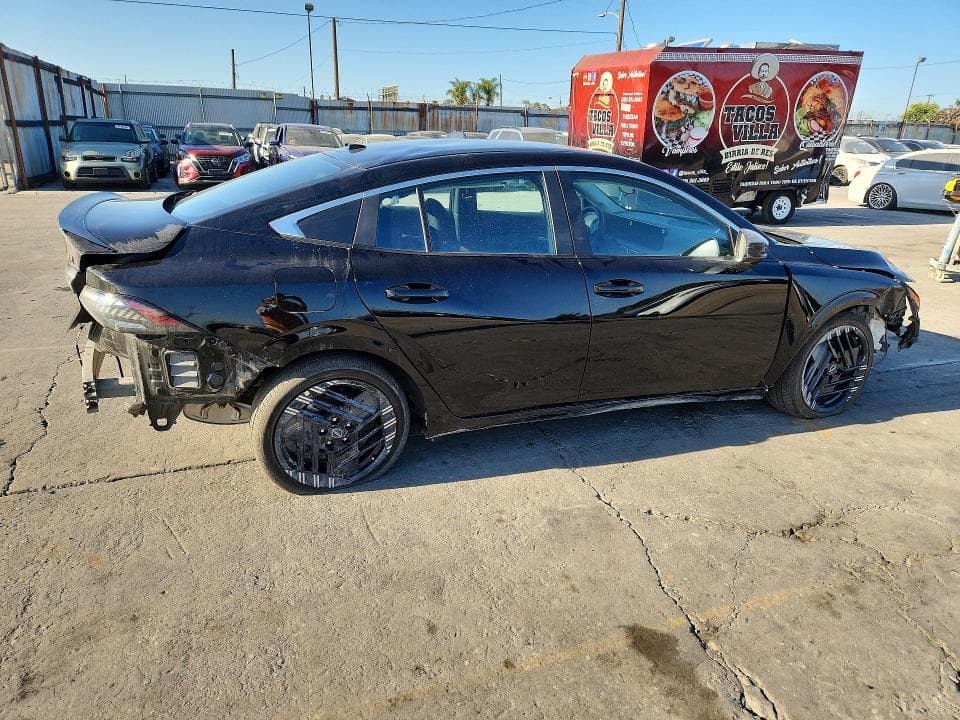 2026 NISSAN SENTRA SR 3