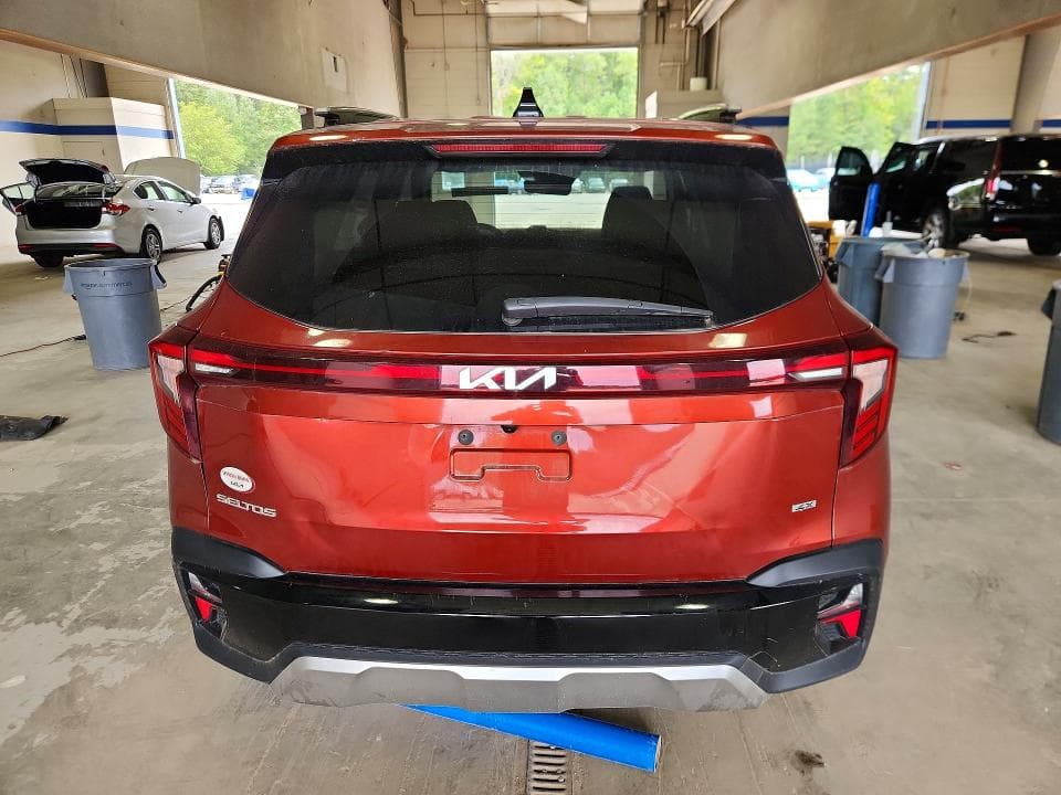 2025 KIA SELTOS S 6