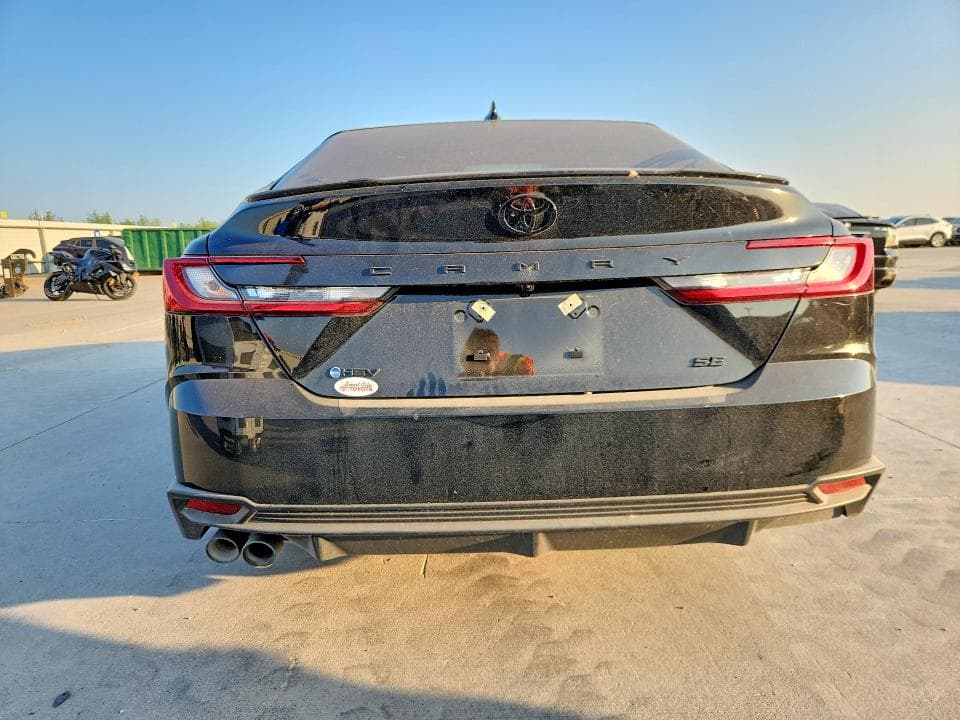 2026 TOYOTA CAMRY SE 6