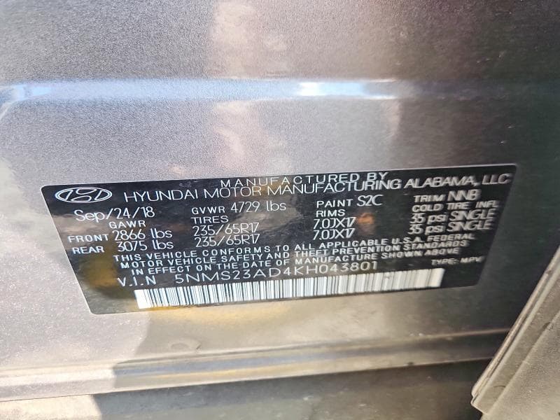 2019 HYUNDAI SANTA FE SE 14
