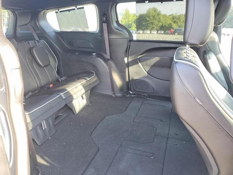 2024 CHRYSLER PACIFICA LIMITED 11