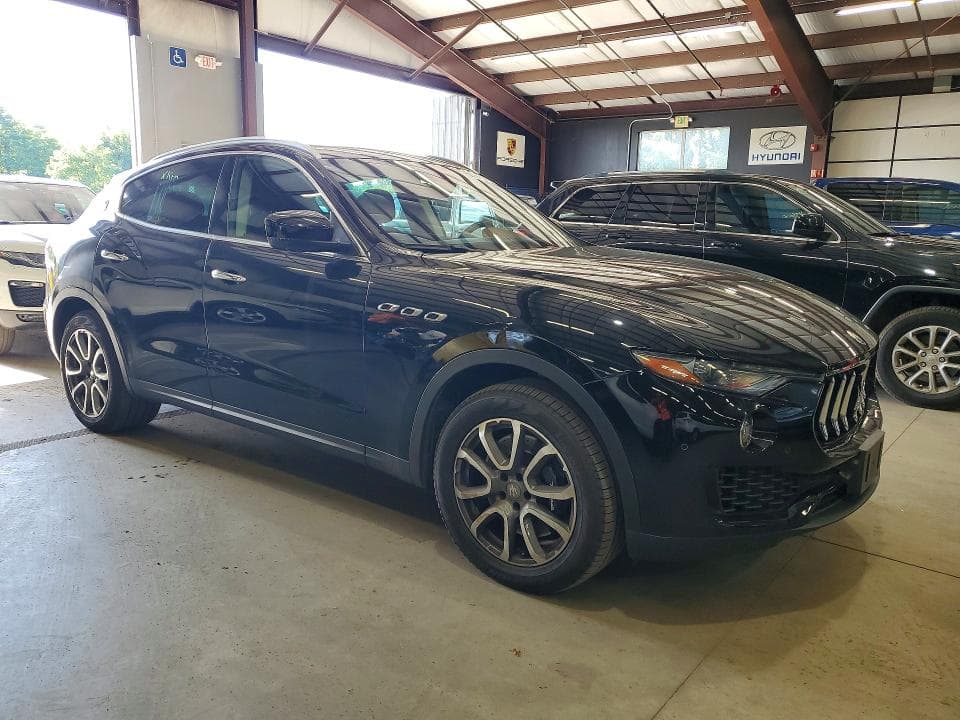 2017 MASERATI LEVANTE S 4