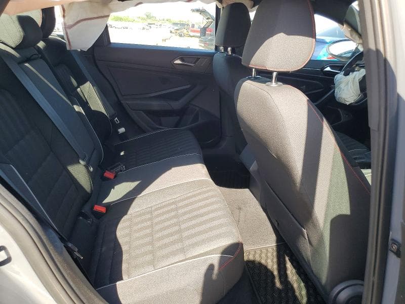 2019 VOLKSWAGEN JETTA GLI 10