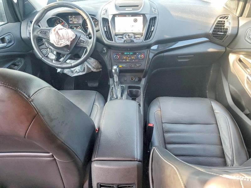 2017 FORD ESCAPE TITANIUM 8