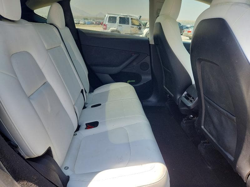 2023 TESLA MODEL Y 10