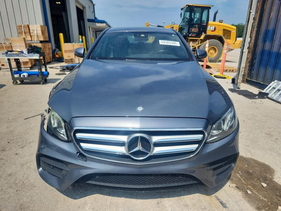 2017 MERCEDES-BENZ E 300 4MATIC 5