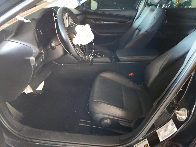 2023 MAZDA 3 SELECT 7