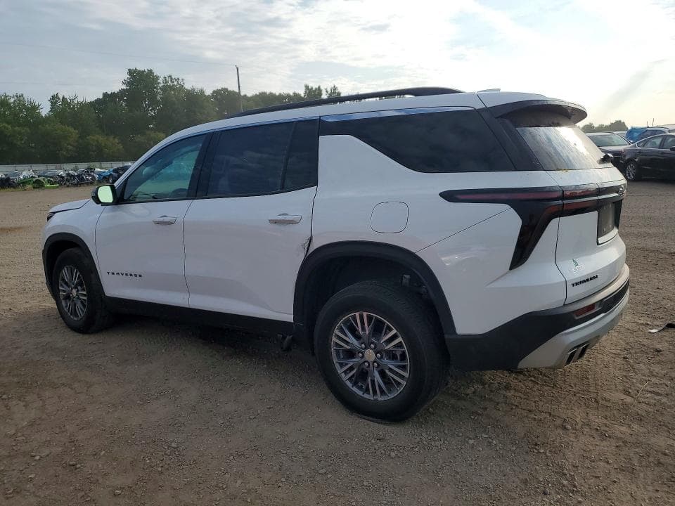 2025 CHEVROLET TRAVERSE LT 2