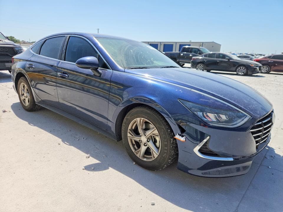 2021 HYUNDAI SONATA SE 4