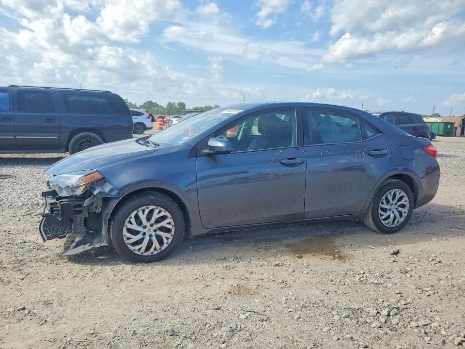 2017 TOYOTA COROLLA LE - 1