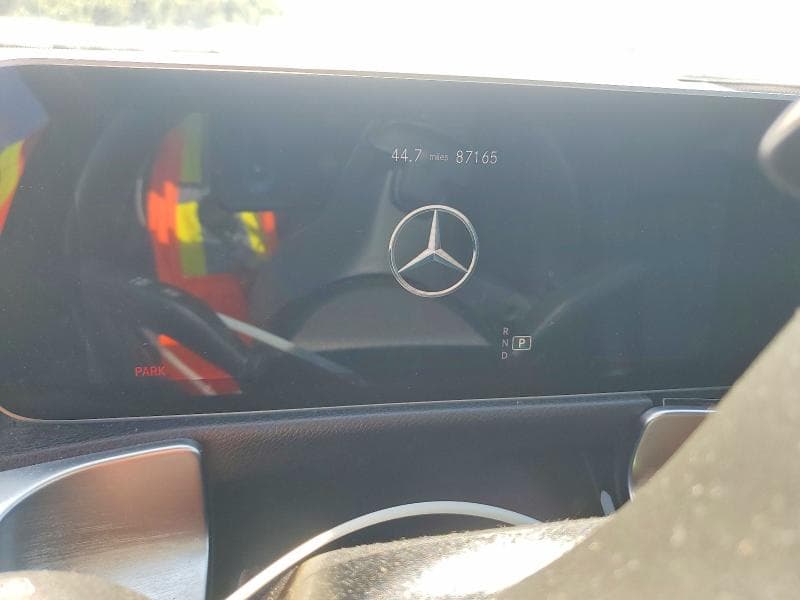 2021 MERCEDES-BENZ GLB 250 9