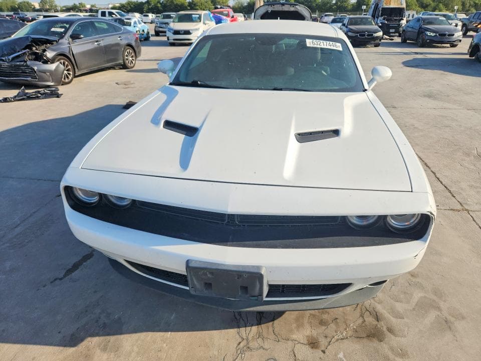 2018 DODGE CHALLENGER SXT 5