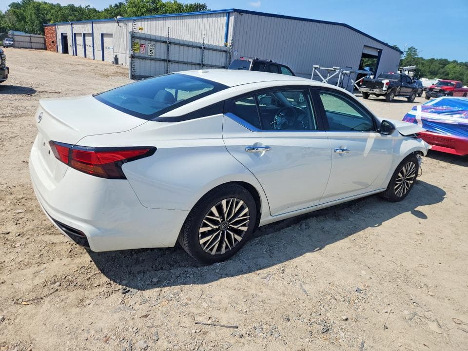 2025 NISSAN ALTIMA SV 3