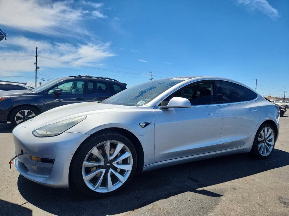 2018 TESLA MODEL 3