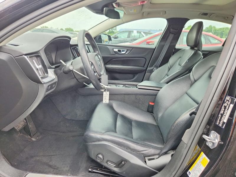 2020 VOLVO S60 T5 MOMENTUM 7