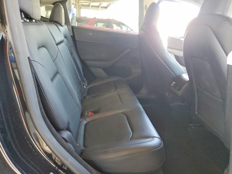 2023 TESLA MODEL Y 10