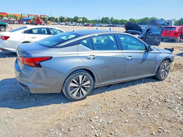 2019 NISSAN ALTIMA SV 3
