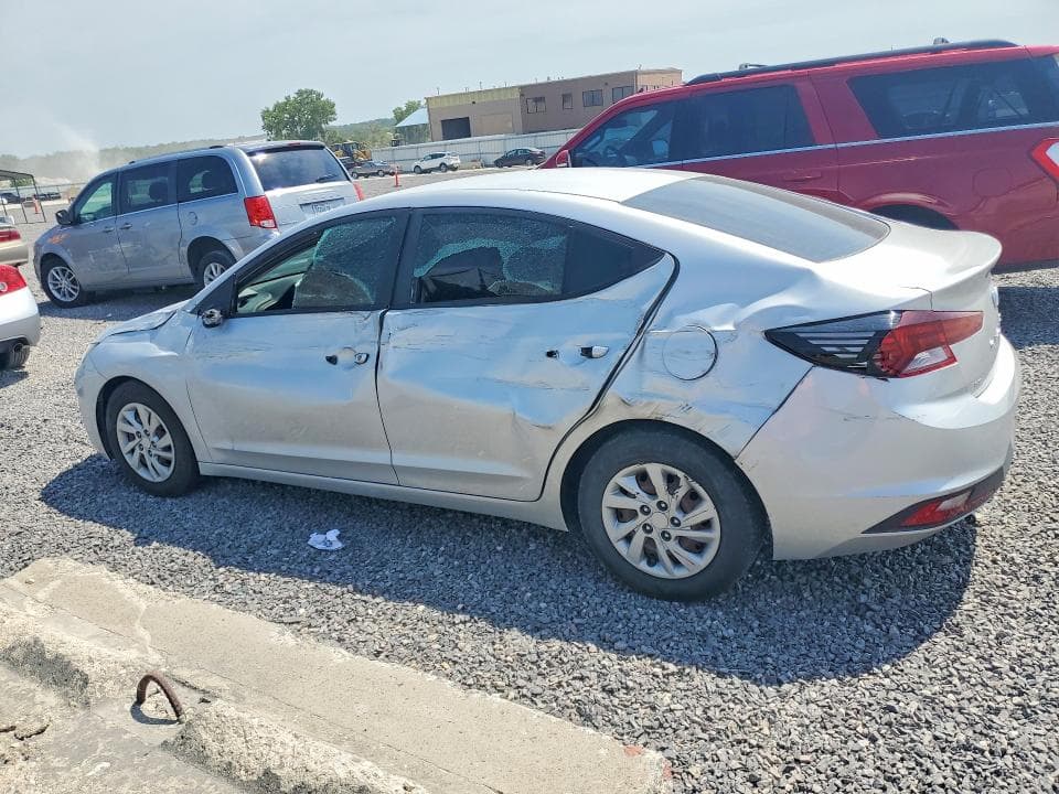 2019 HYUNDAI ELANTRA SE 2