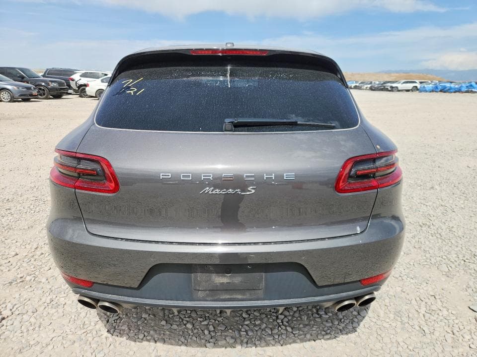 2018 PORSCHE MACAN S 6