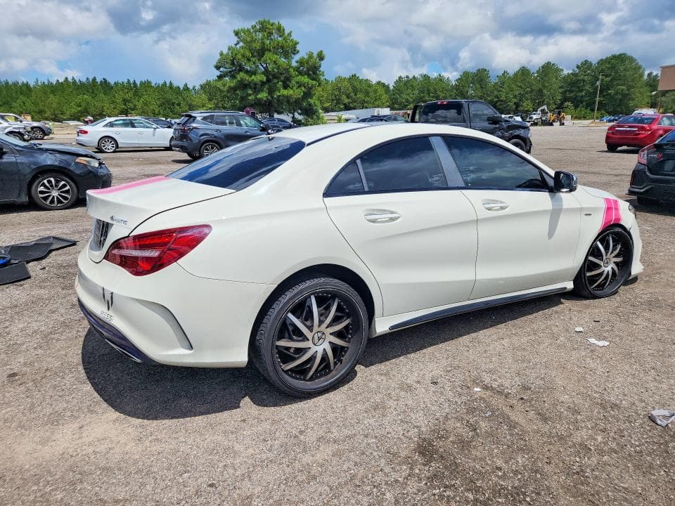 2018 MERCEDES-BENZ CLA 250 4MATIC 3