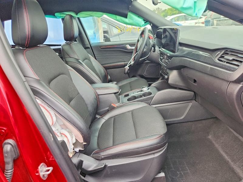 2025 FORD ESCAPE ST LINE 7